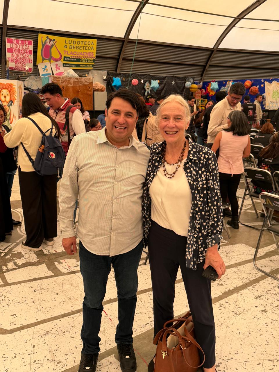 Con Elena Burns - Foto 1