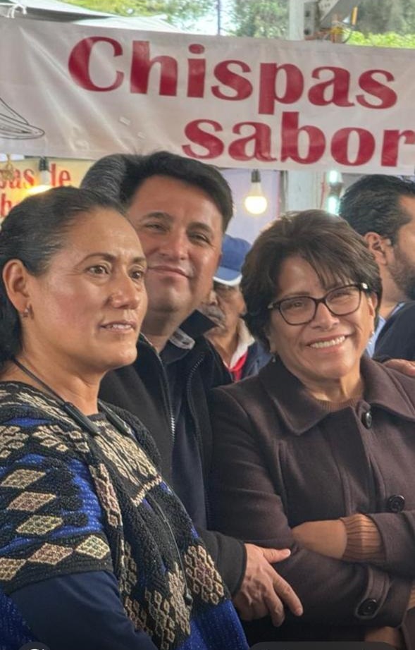 Con Martha Soledad Ávila Ventura - Foto 6